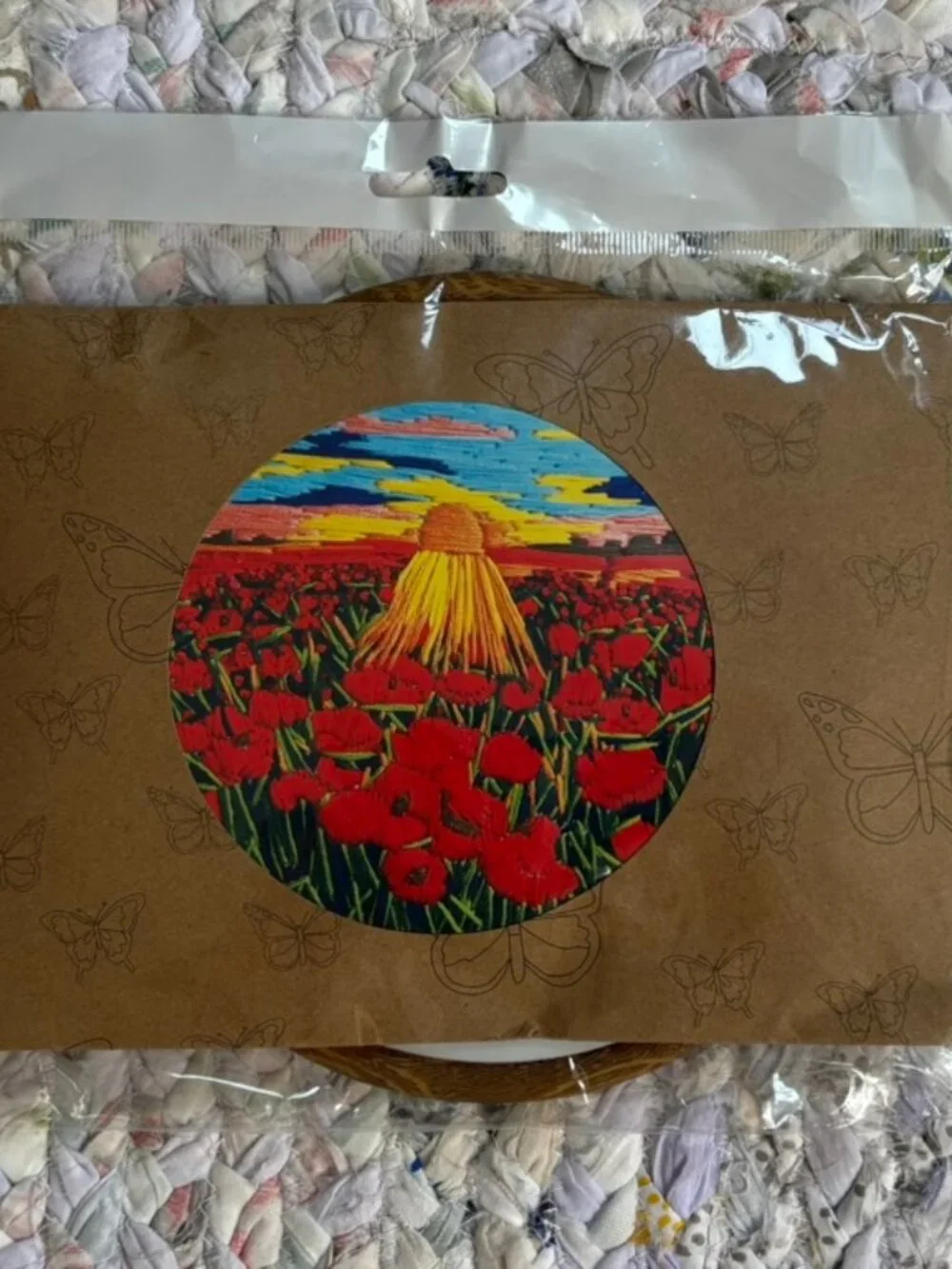 Embroidery Kit Round SunSet in Poppies Scenery NIP